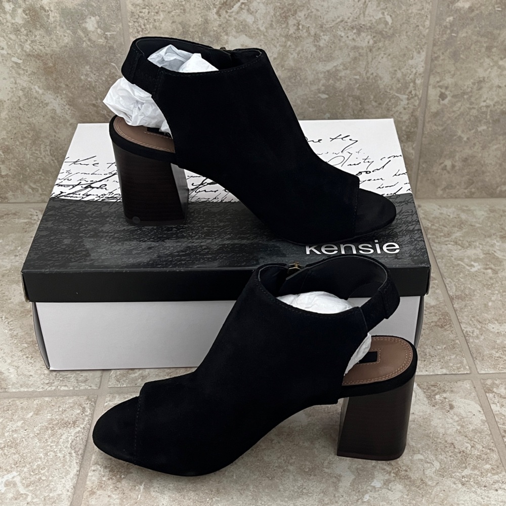 NWT- Kensie- Suede open toe bootie-NEVER WORN!!!